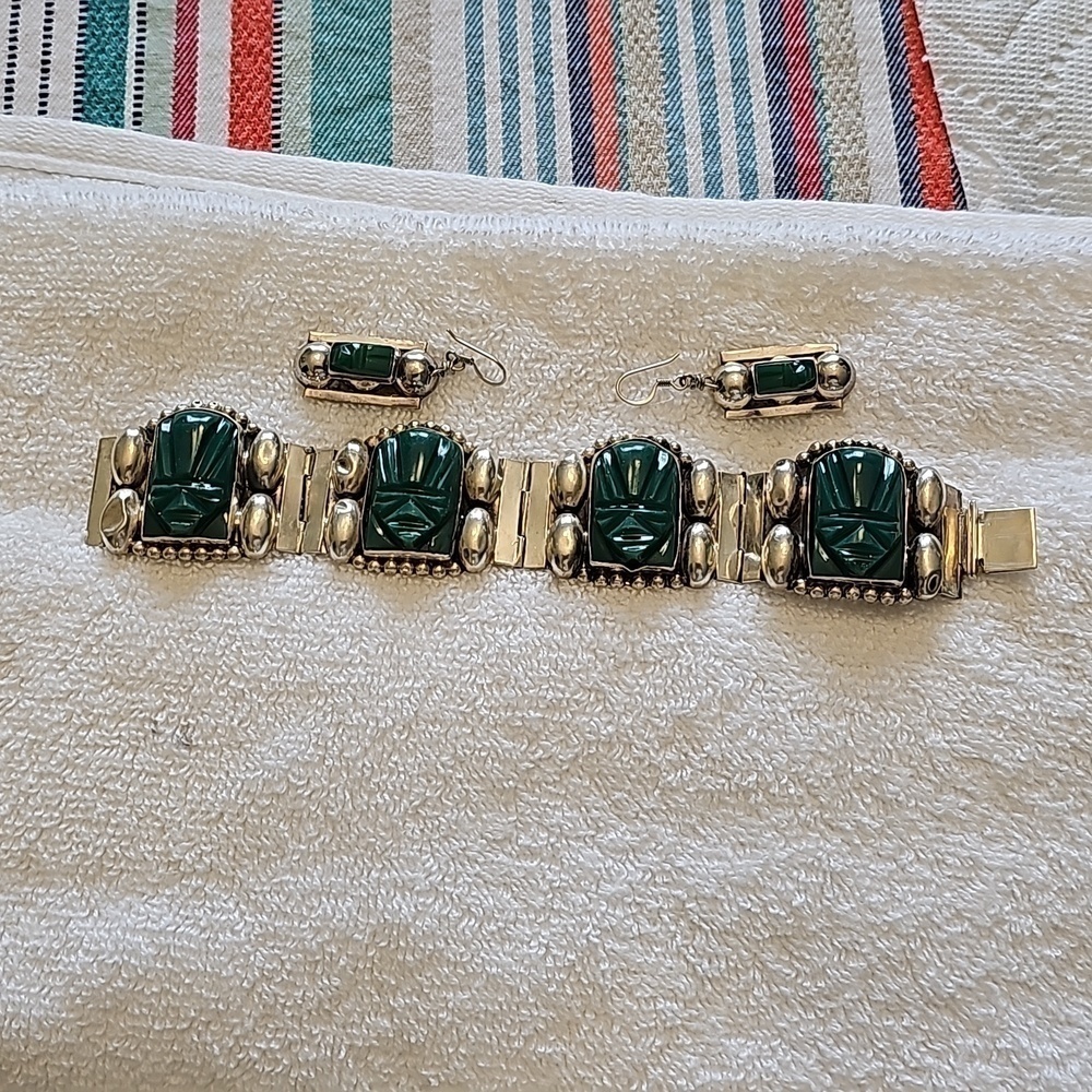 Vintage  taxco and jade braclet and earings